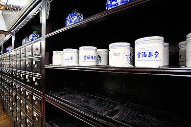 《生化危机9》新访谈视频 介绍游戏背景和女主角